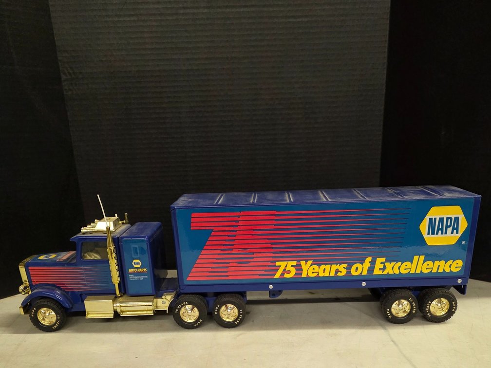 Napa 75th Anniversary Tractor Trailer
