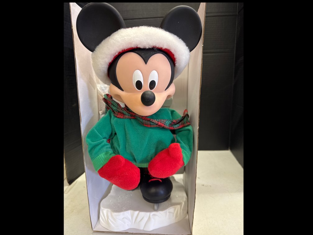 Mickey Mouse Holiday Animation