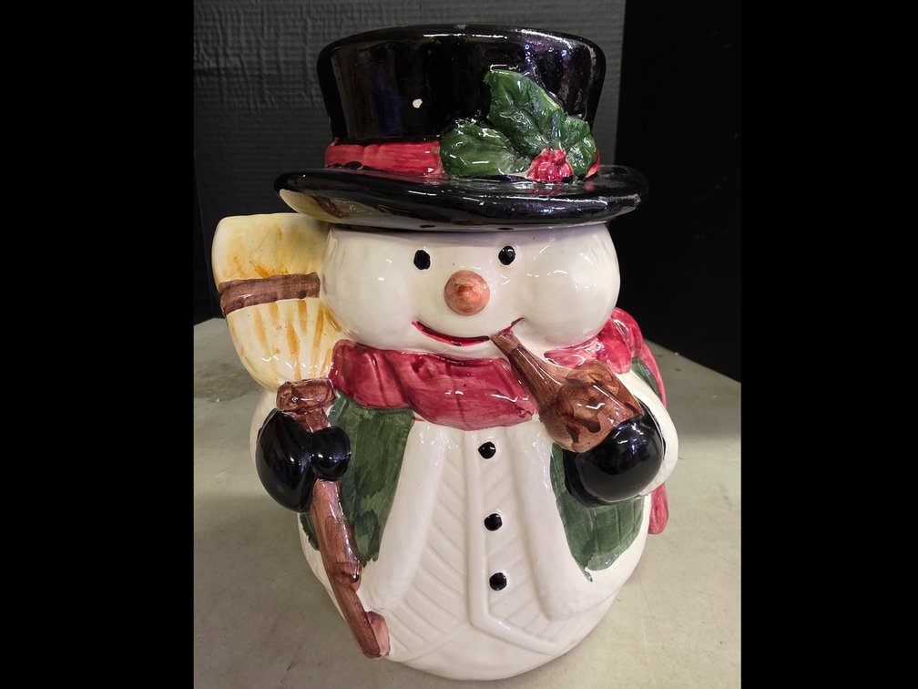 Music Playing Snowman Cookie Jar