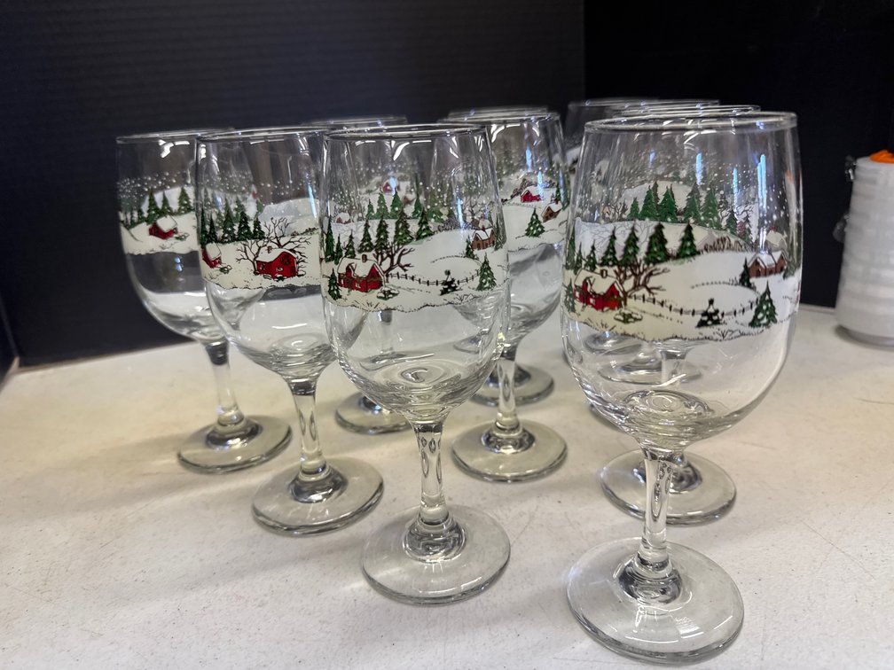 Holiday Wine Glasses