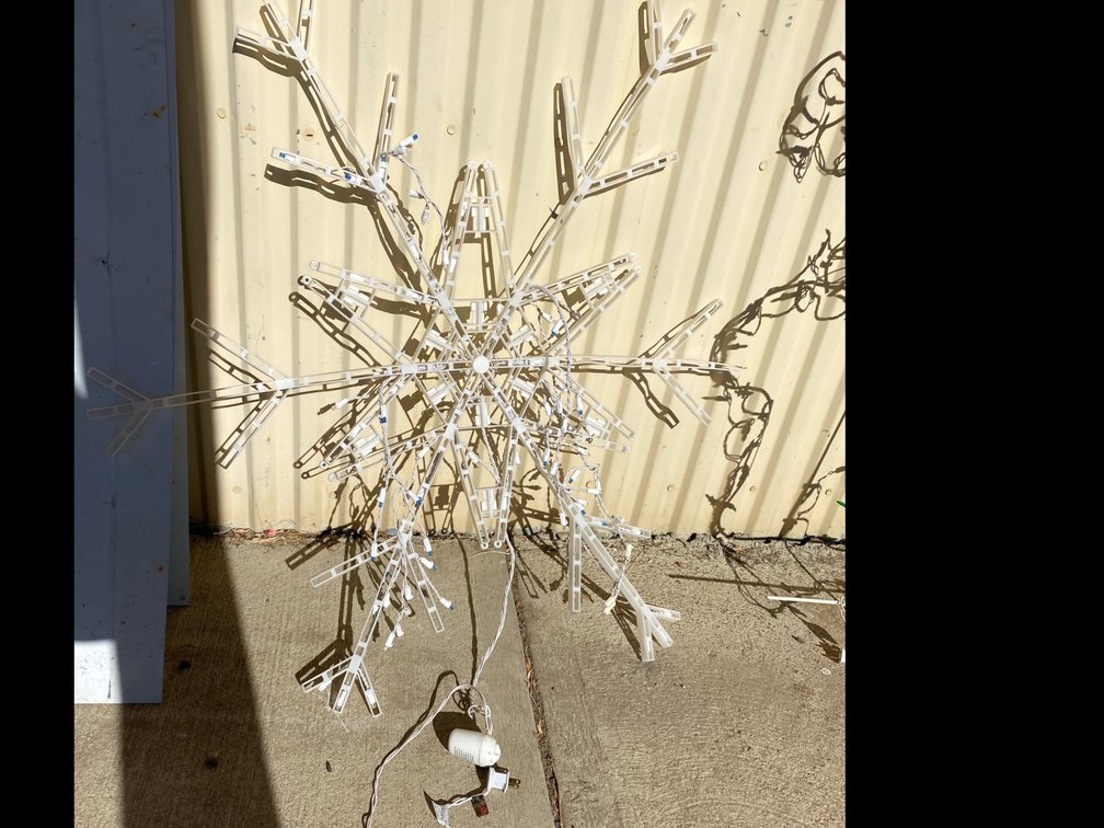 LED Snowflake Light-Up Decor