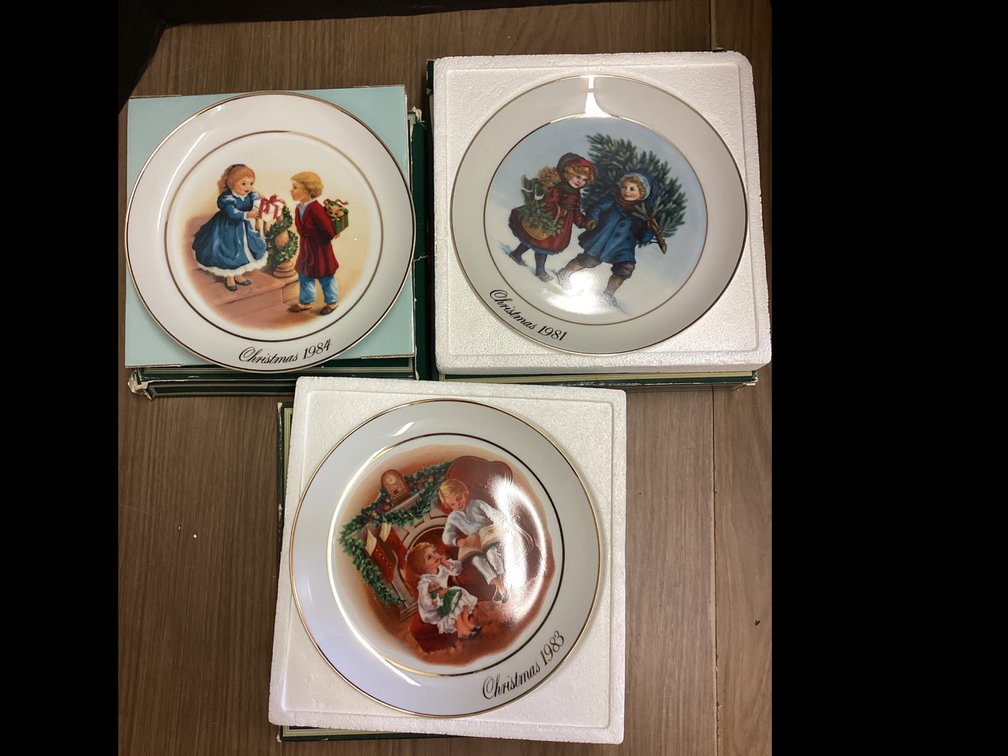 Avon Porcelain Christmas Memory Plates