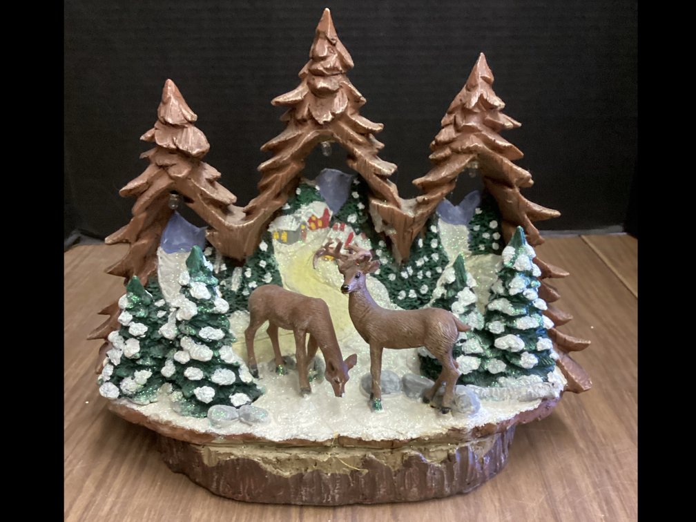 Light Ceramic Wildlife Scene