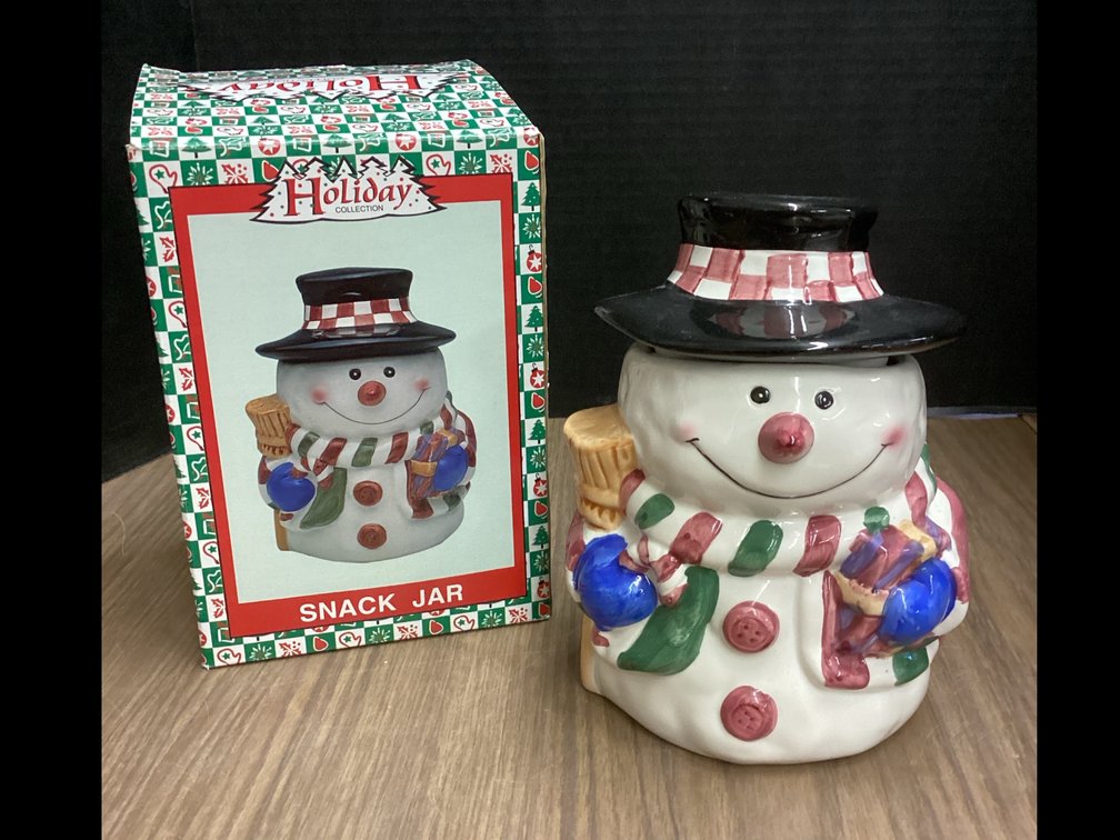 Snowman Snack Jar