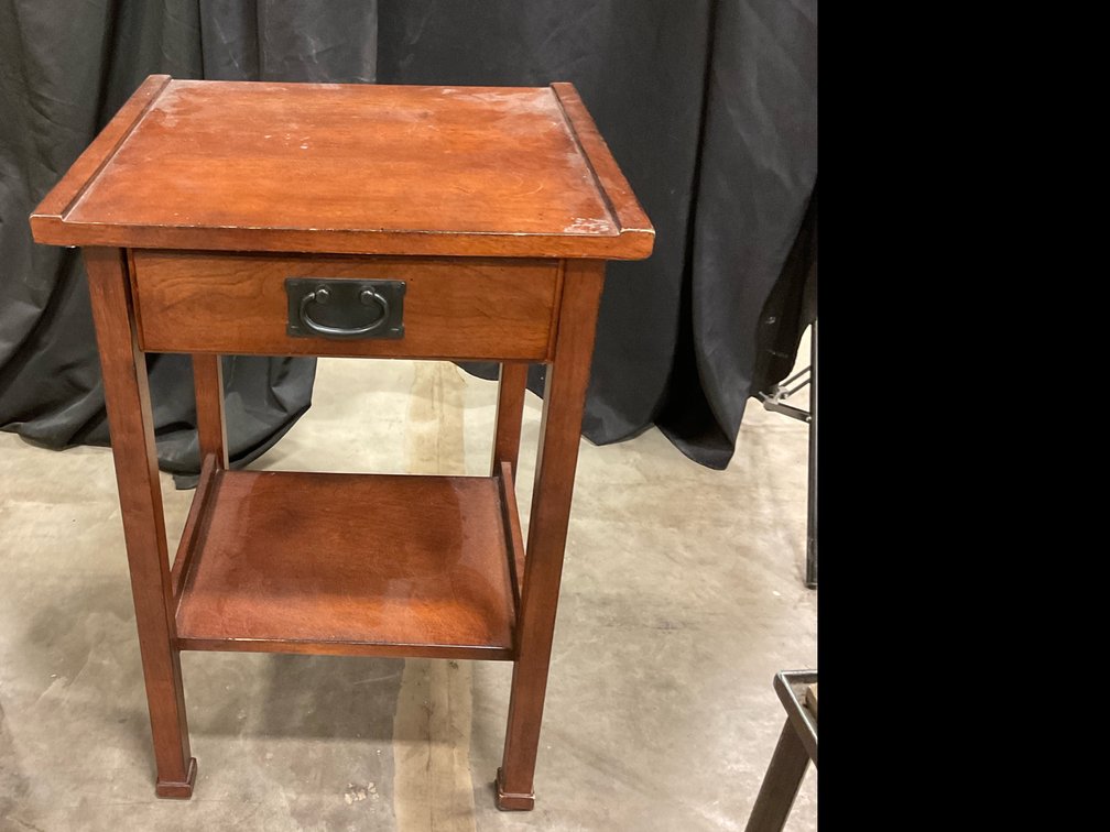 Single Drawer Night Stand