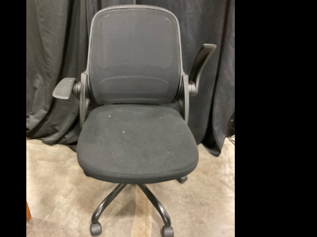 Black Rolling Desk Chair