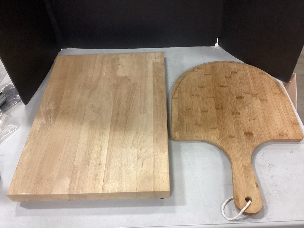 Cutting Board & Pizza Paddle