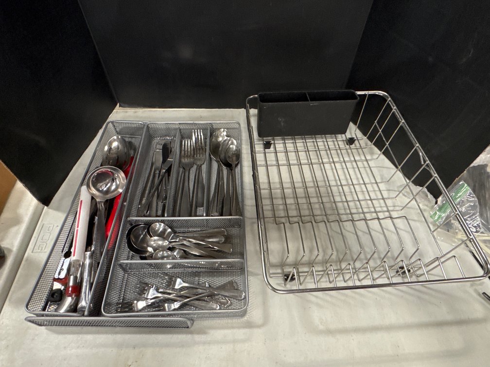 Kitchen Drain Board and Drawer Organizer W/Flatware