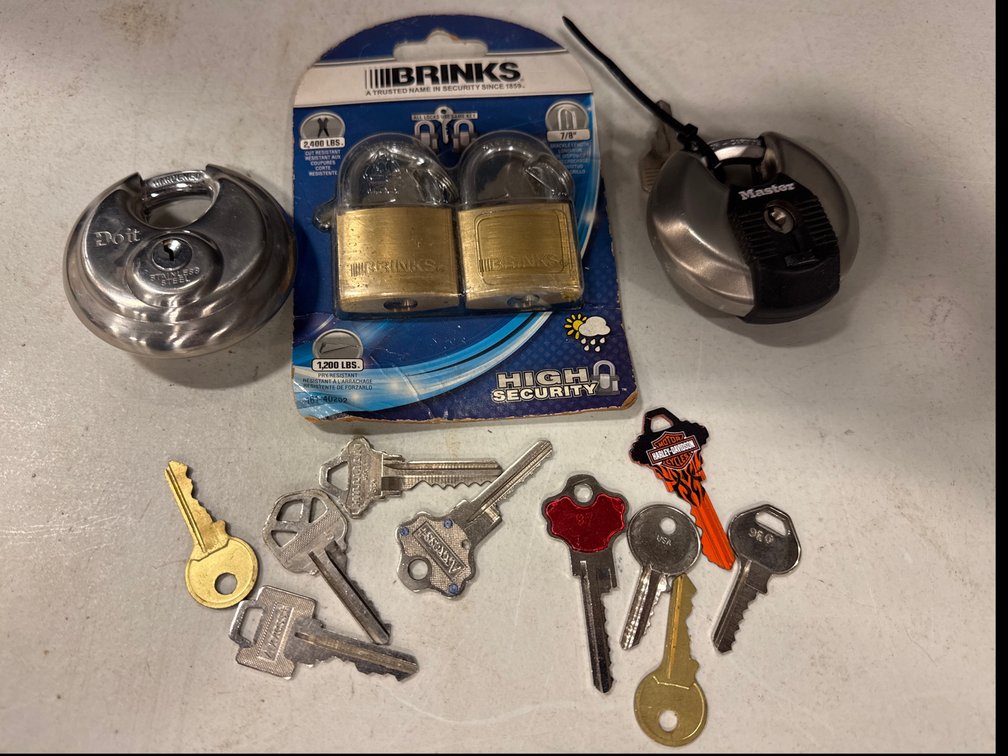 Master/Brinks/Do It  Lockwith Key - Assorted Other Keys