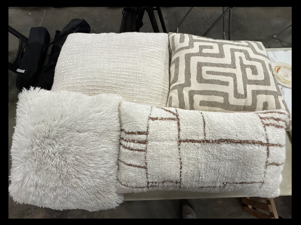 Throw Pillows