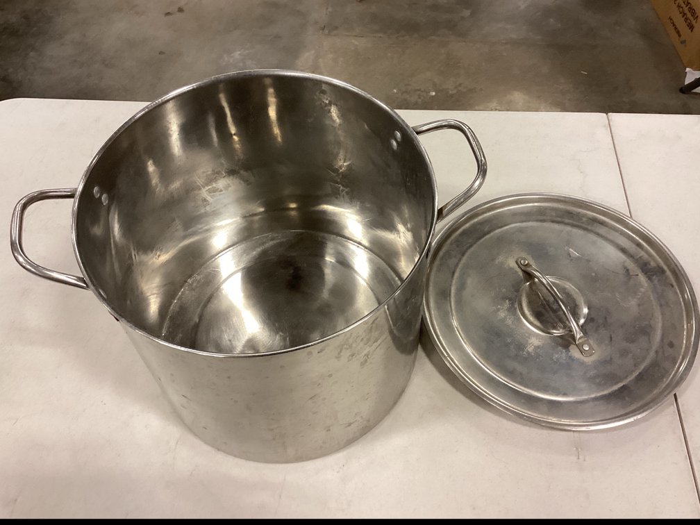 Cooking Pot With Lid