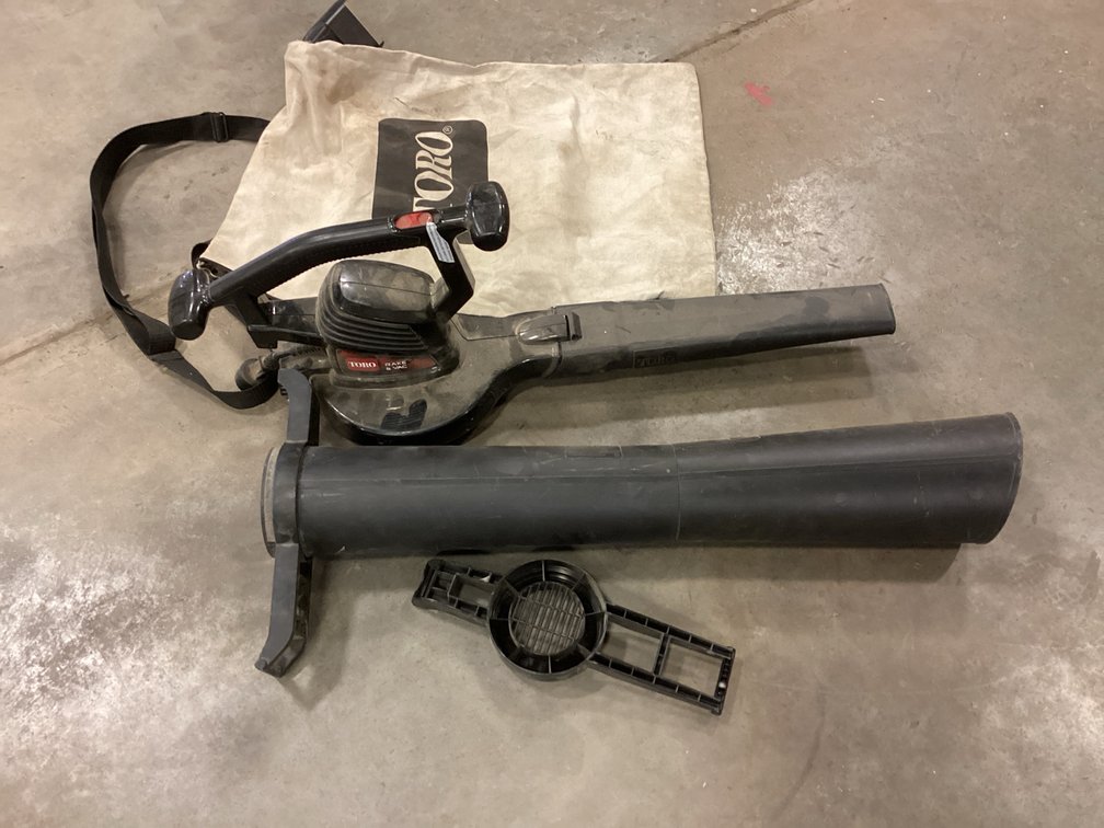 Toro Rack & Vac