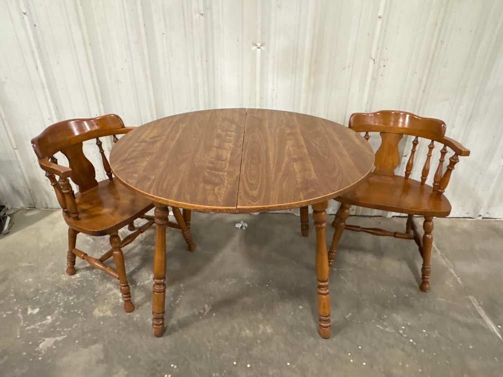 Kitchen Table & Chairs
