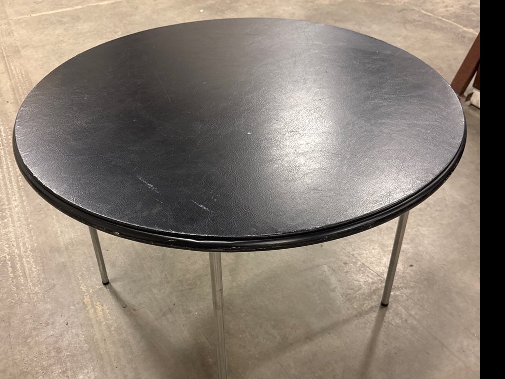 Round Folding Table