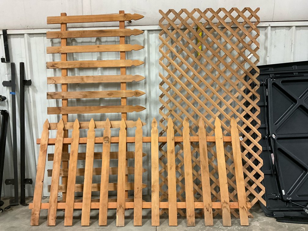 Cedar Picket Fence Sections &  1 Section Cedar Select Lattice