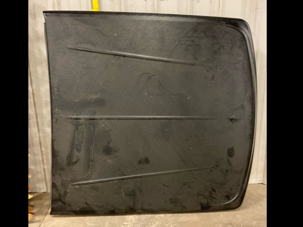 2012 Dodge 1500 5.5 Box - Hard Shell Tunnel Cover by Undercover
