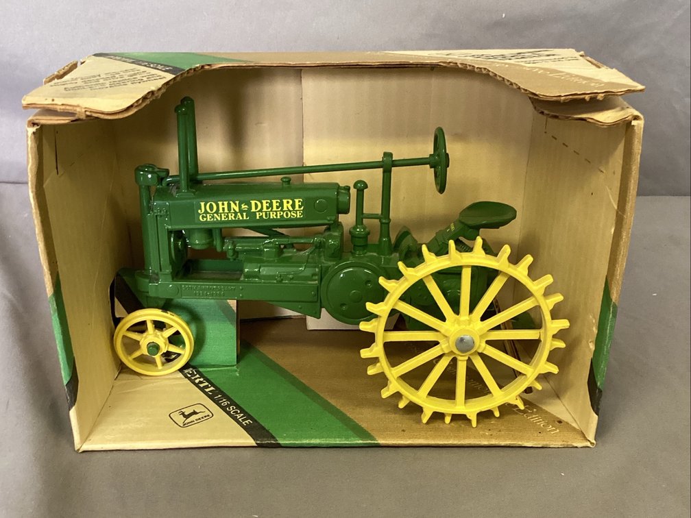 John Deer General Purpose Die Cast Tractor