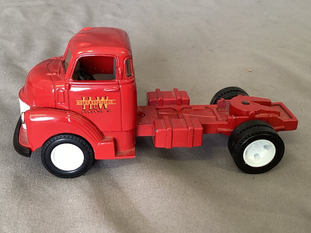 ERTL 1950 Chevy Semi Cab