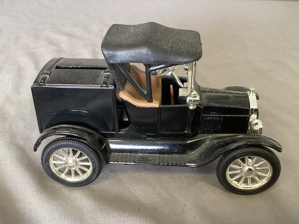 ERTL Ford Bank 