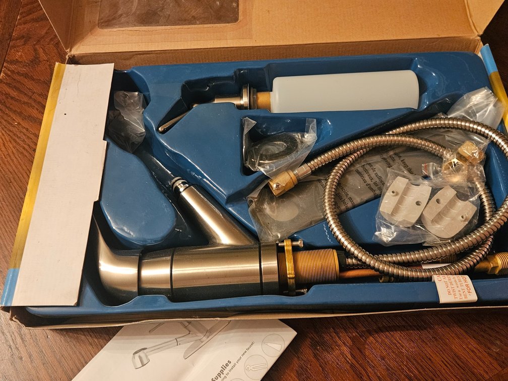 Oakbrook Kitchen Faucet