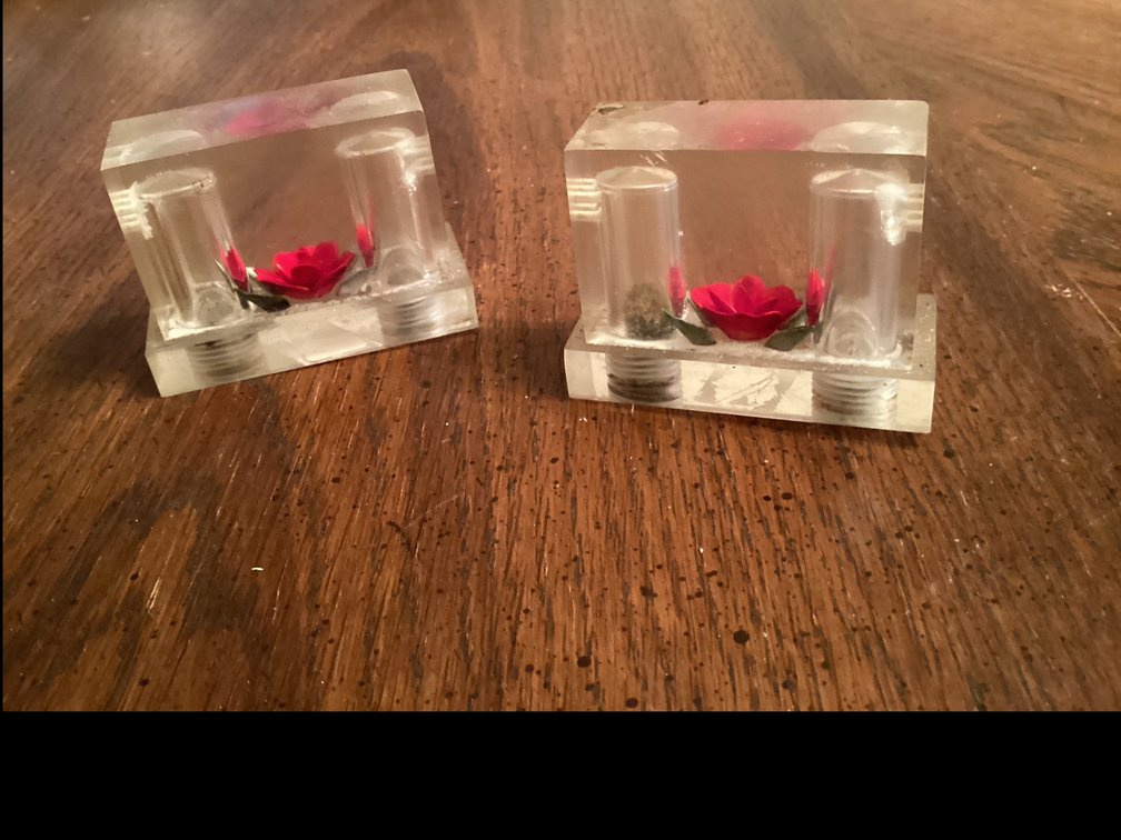 (2) 1950’s Clear Lucite Salt And Pepper Shakers.