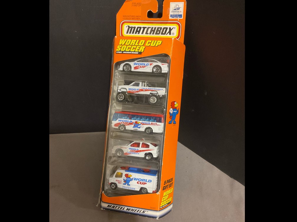 1997 Matchbox World Cup Soccer 5 pack gift set New in the Box