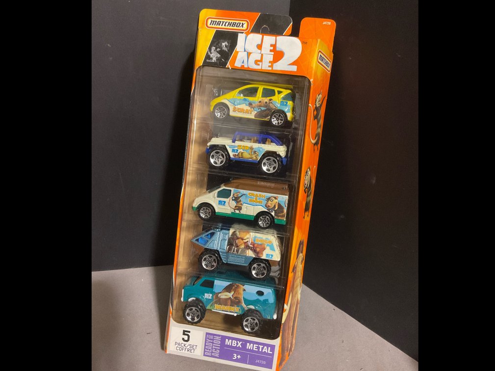Matchbox Ice Age 2 die-cast 5 pack gift set. New in the package. 