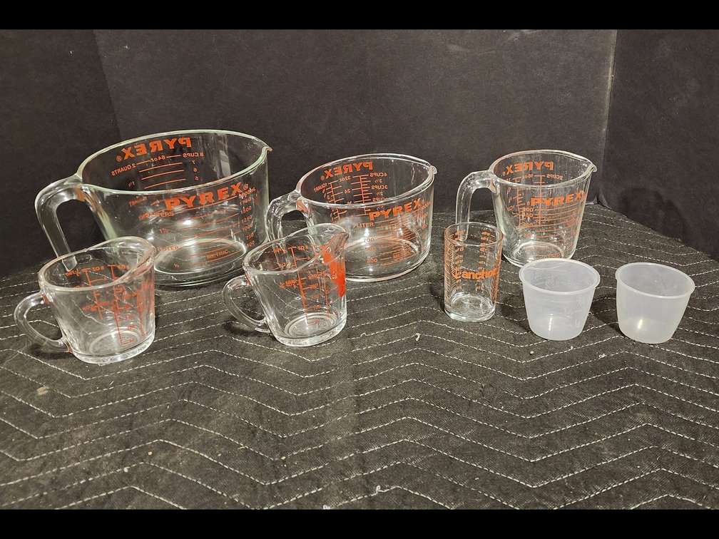 Glass Measuring Cups 