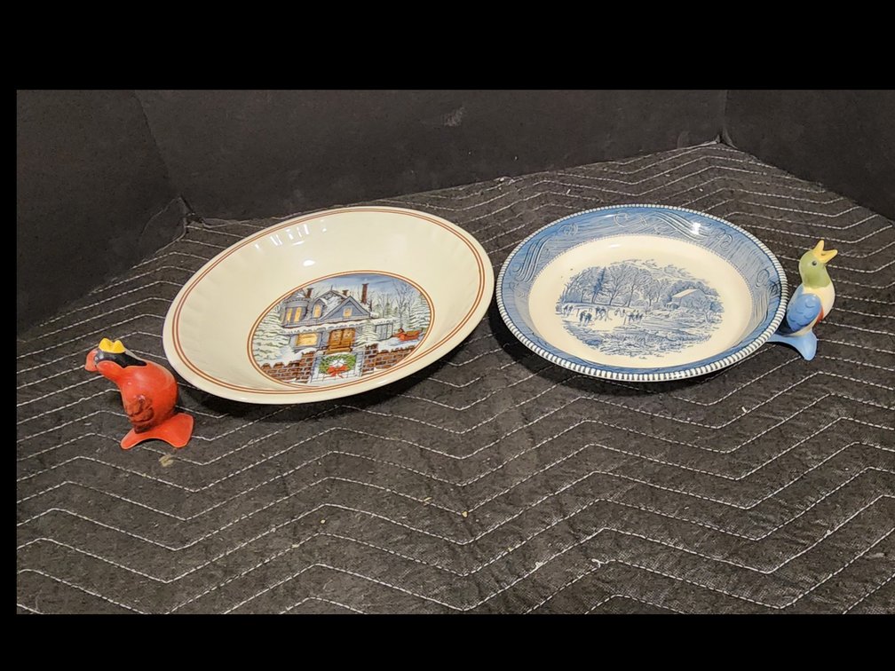 Pie Plate with Pie Whislers