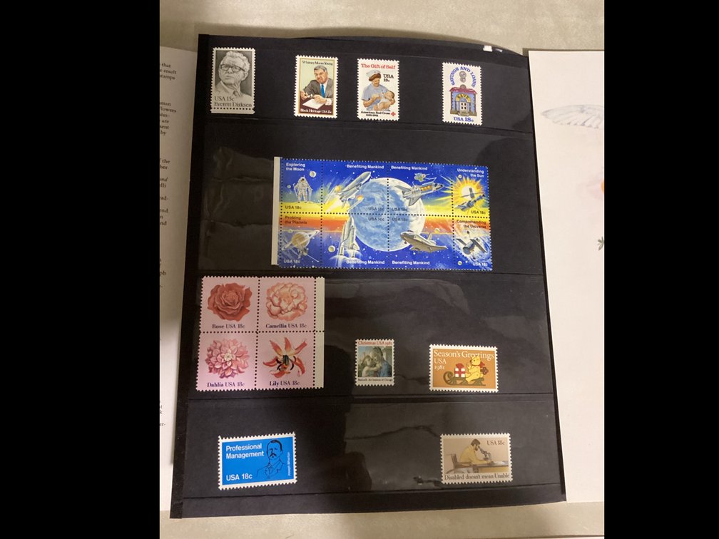 1981 Commemorative Mint Year Set Stamps