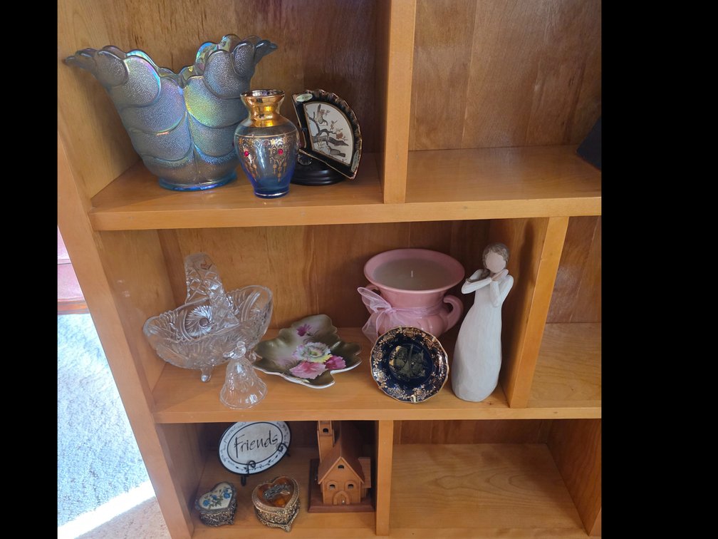 Content of Front Shelves