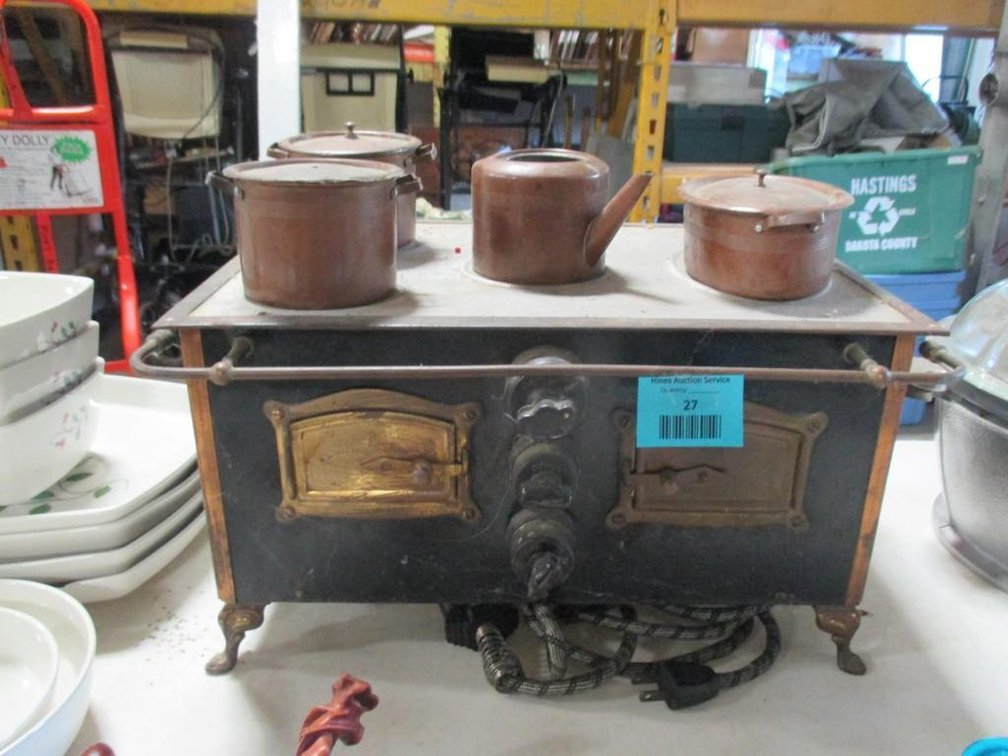 Antique sanitex Electric Co. German made electric child's stove