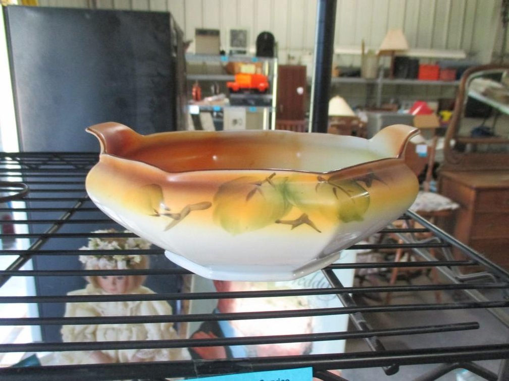 Hand painted Nippon nut dish