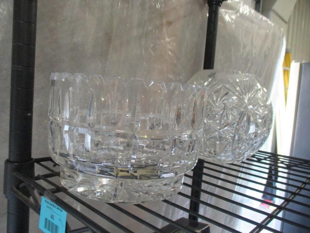 (2) Pieces of crystal