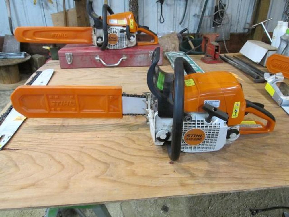 Stihl MS290 gas chainsaw