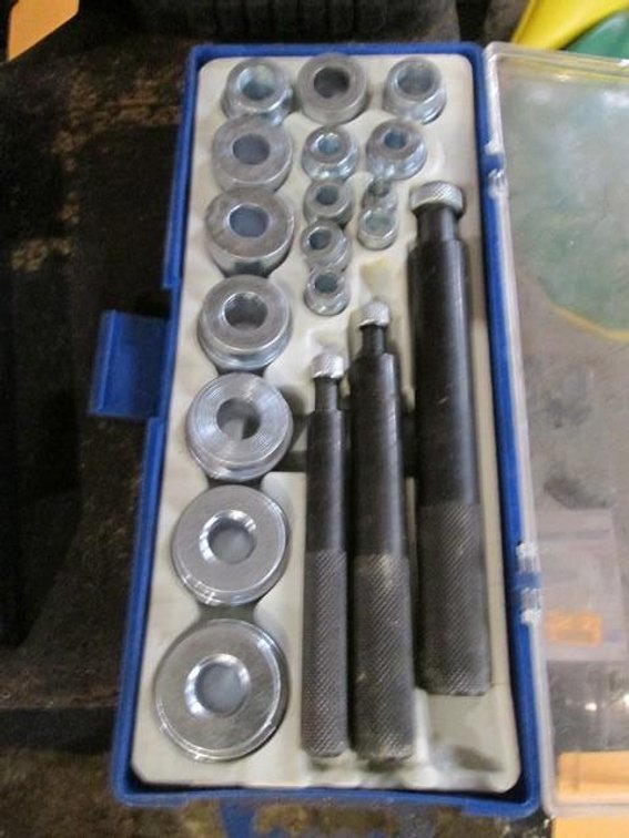 Bushing driver set