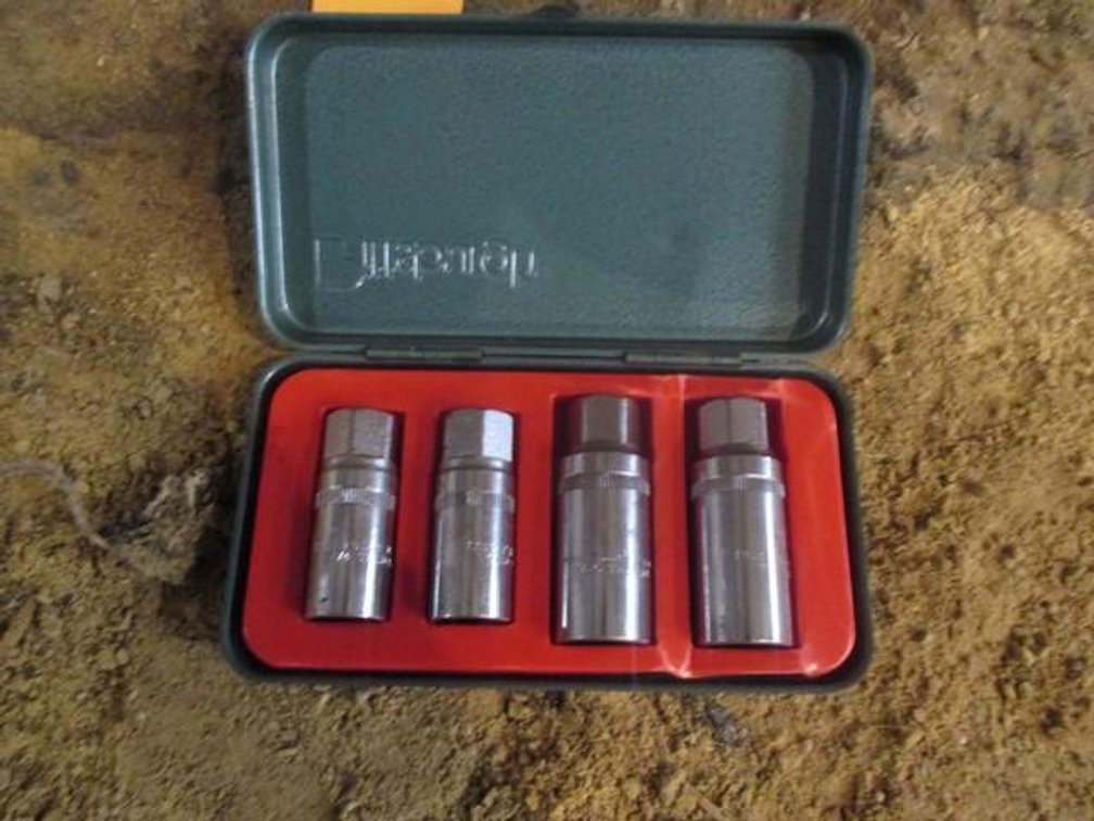 Pittsburgh stud puller wrench socket set
