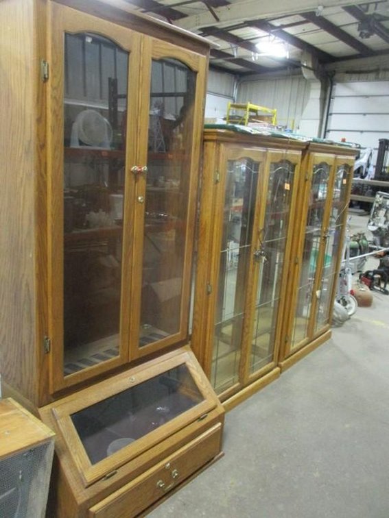 Oak gun cabinet