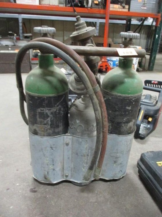 HWK & Co. settling tanks