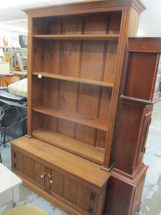 Pine cabinet with shelf top