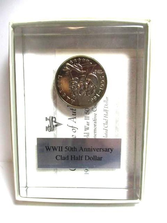 1995-P World War II half dollar in acrylic from the US Mint