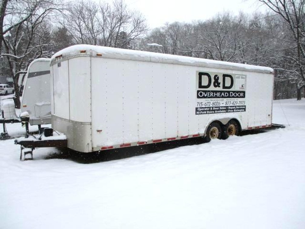 2004 Crown Point 24.5ft box trailer (has title, remover after 3pm)