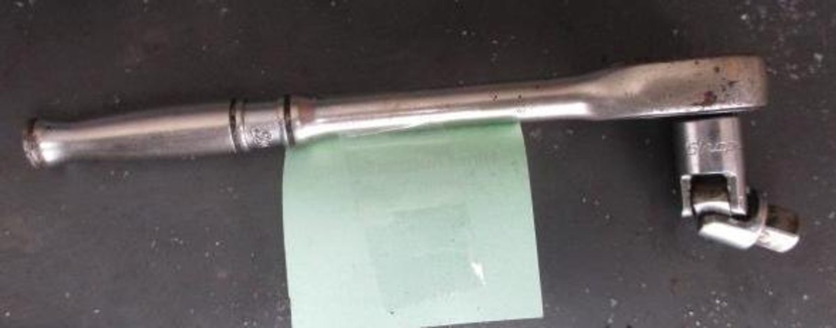 Snap-On 1/4" drive ratchet with extension