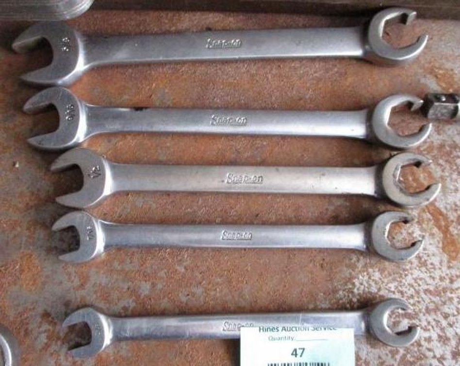 Set of Snap-On box end and tubing SAE wrenches