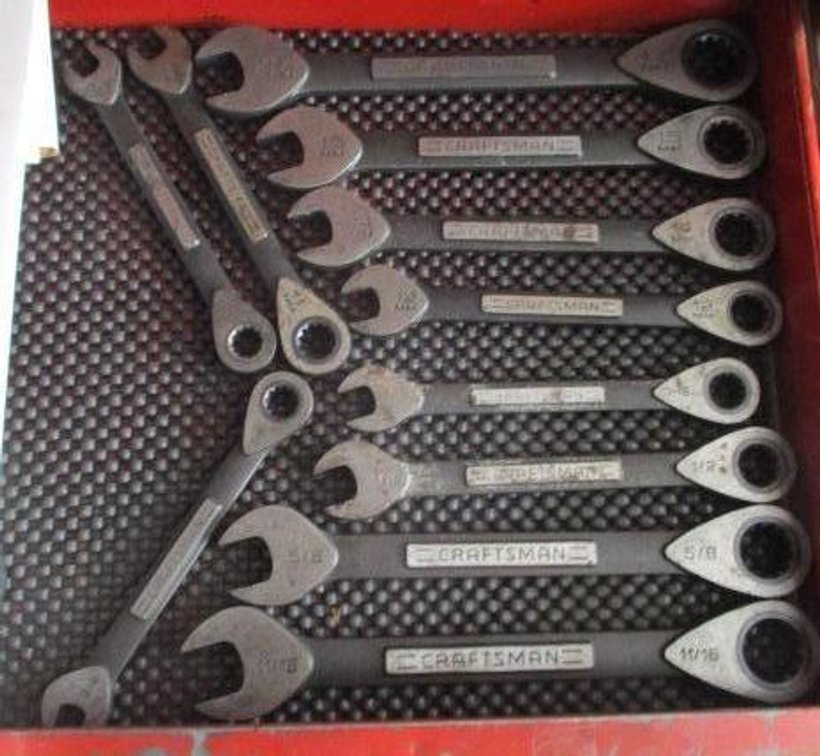 (11) Craftsman SAE and metric ratchet wrenches