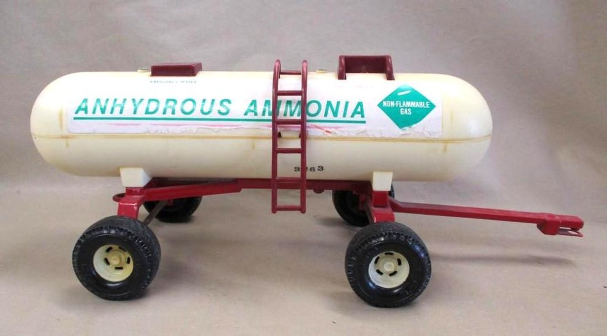 Ertl Anhydrous Ammonia field tank