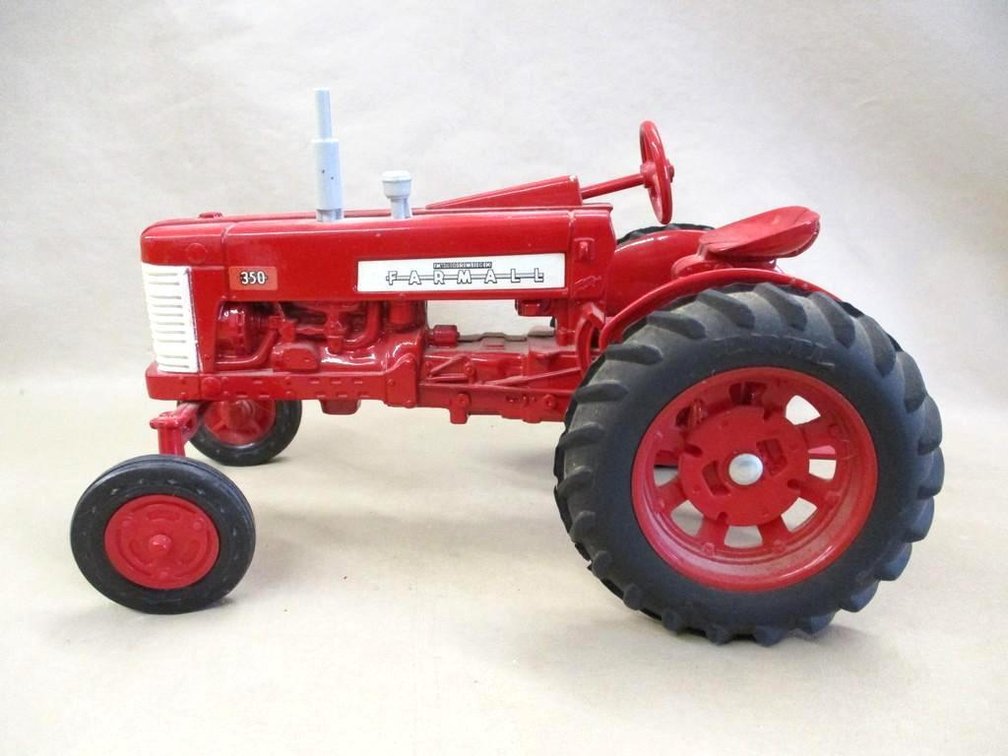 Ertl McCormick-Deering Farmall model 350 wide front tractor model