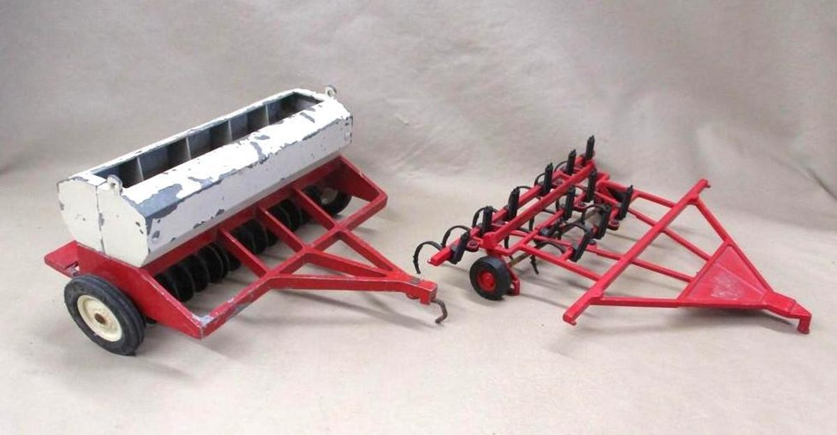 (2) Die-cast Farm toys