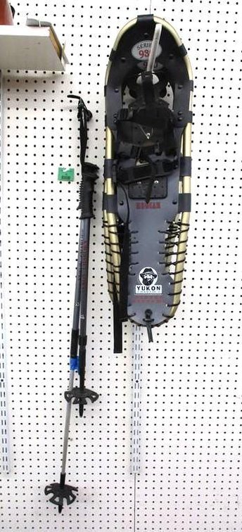 Kodiak Yukon Charlies Winter Systems Series 930 aluminium snow shoes with poles