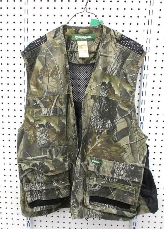 Remington camo hunting vest